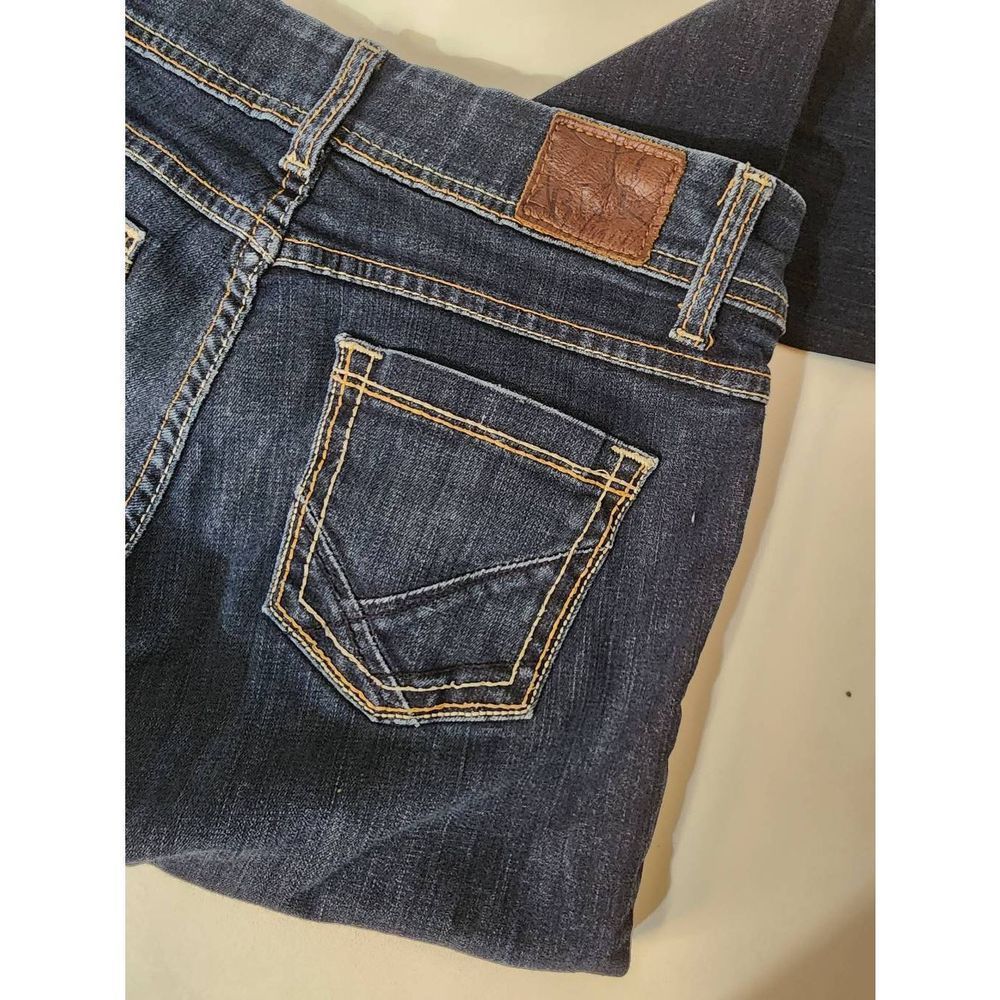 BKE Kate Straight leg dark wash size 26 buckle jeans